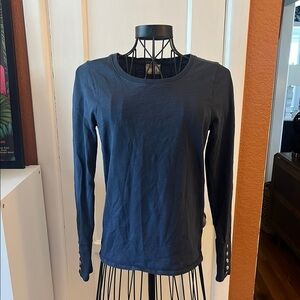 Nation LTD Janae Slim Crew Tee Long Sleeve Button Cuff T-Shirt-Size S